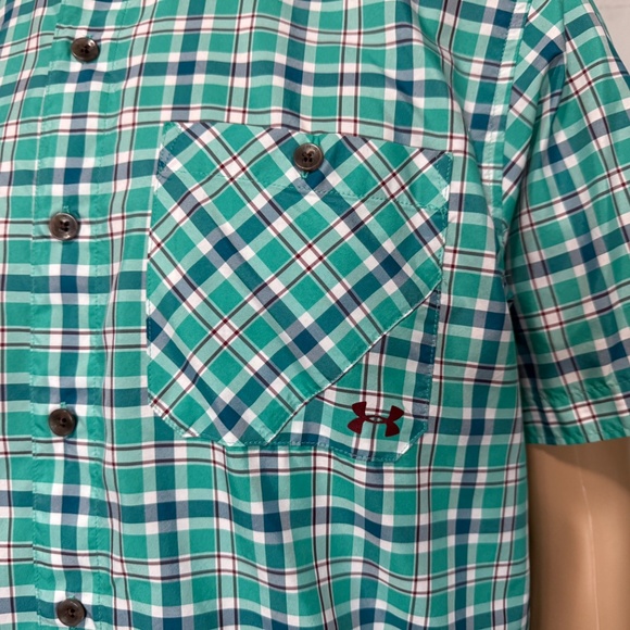 UNDER ARMOUR Men’s Heatgear Button-Down Shirt (Size M) - Picture 4 of 11
